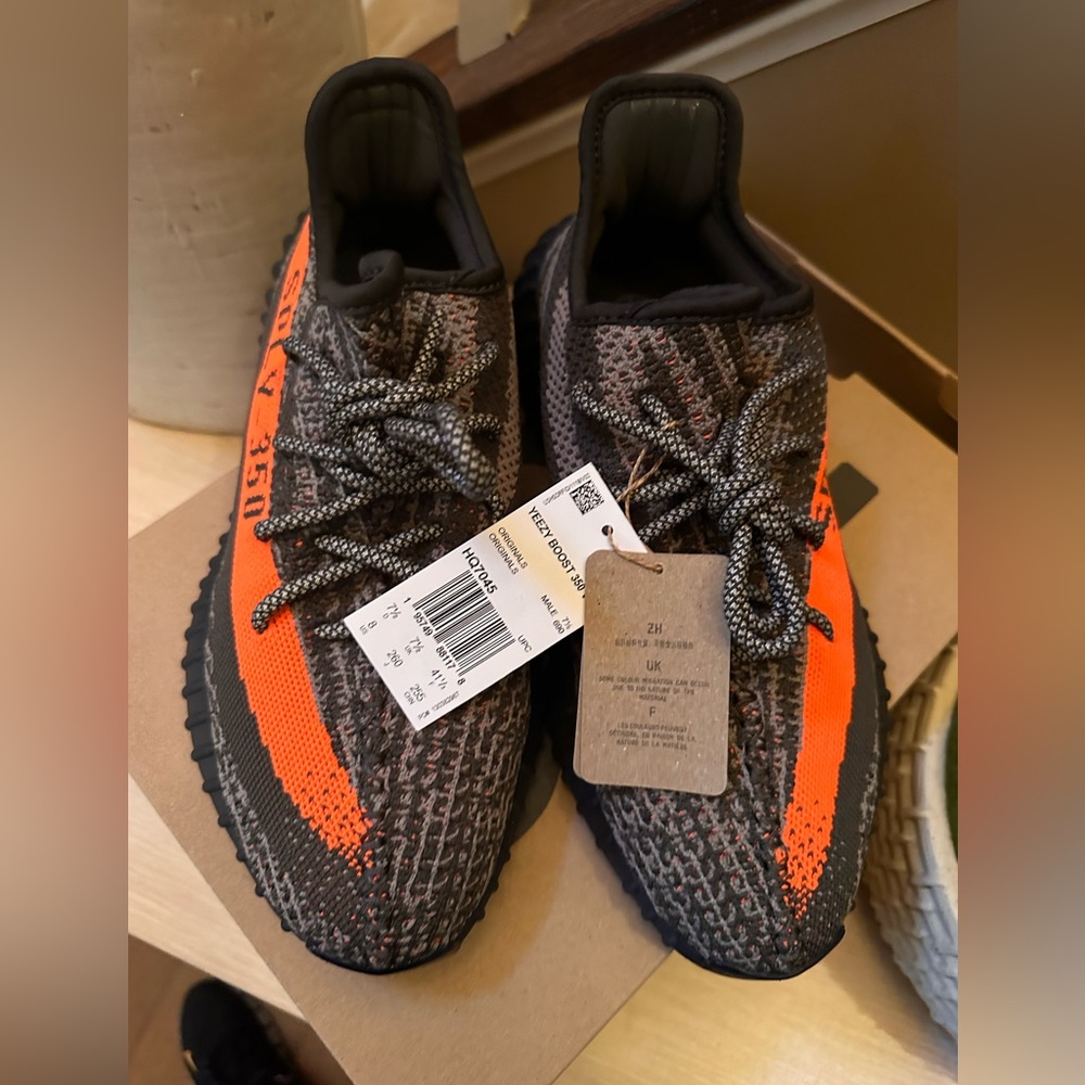 Yeezy 350 V2 Begula size 8. May release. Brand new. - Picture 2 of 3